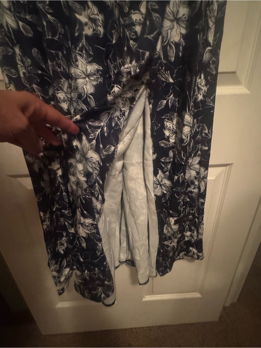 NWT Bloomchic Sz 18-20 (1X) Plus Navy Floral Off-Shoulder Maxi Dress w/ side sli - Picture 8 of 11